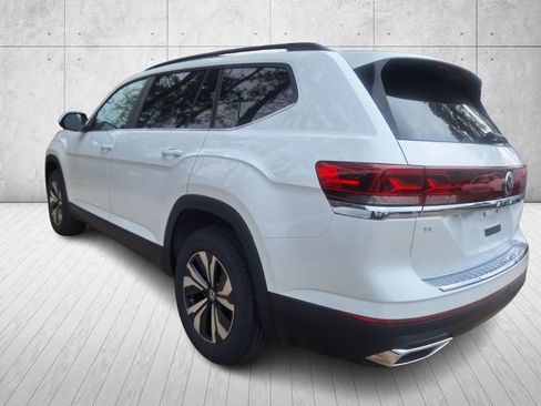 New 2026 Volkswagen Atlas SE image 3
