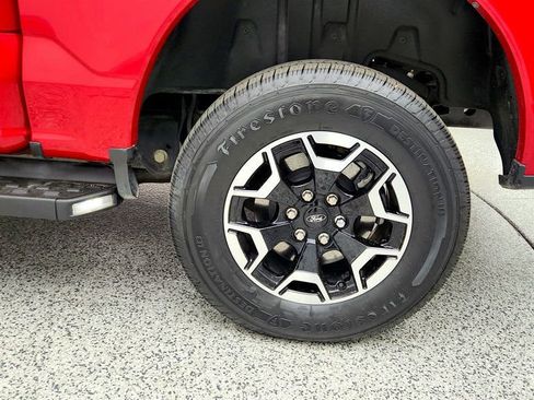 Used 2023 Ford F150 Lightning XLT AWD/4WD image 9