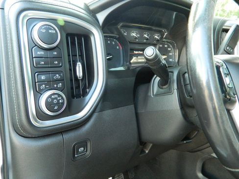 Used 2020 GMC Sierra 1500 SLT AWD/4WD image 17
