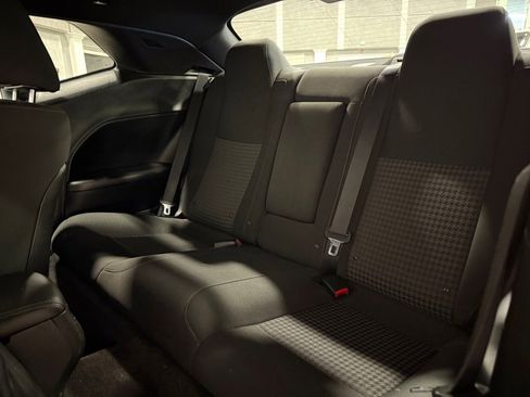 Used 2019 Dodge Challenger R/T image 17