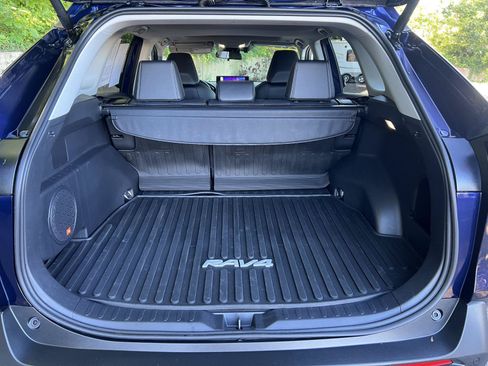 Used 2025 Toyota RAV4 XLE Premium w/ Weather Package AWD/4WD image 13