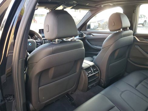 Used 2019 BMW 530i image 14