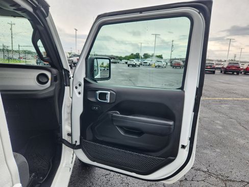 Used 2025 Jeep Wrangler Unlimited Sport S 4xe w/ Convenience Group AWD/4WD image 44