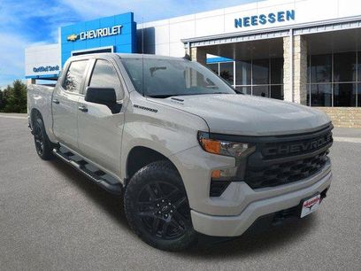 New 2026 Chevrolet Silverado 1500 Custom w/ Turbomax Blackout Package
