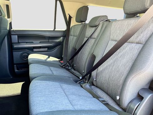 Used 2022 Ford Expedition Max XLT AWD/4WD image 24