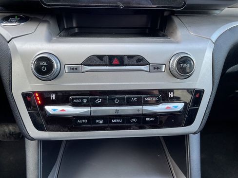 Used 2021 Ford Explorer XLT w/ Class III Trailer Tow Package image 21