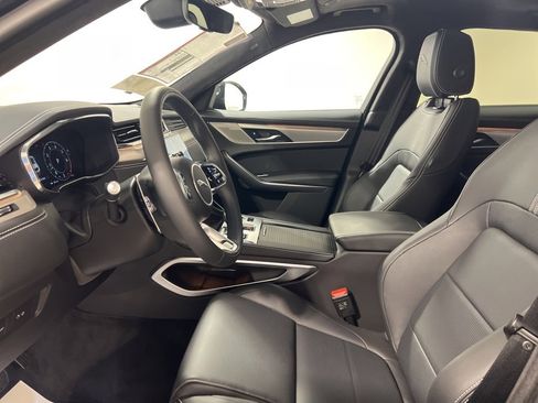 New 2025 Jaguar F-PACE R-Dynamic S image 11