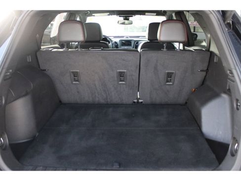 Used 2023 Chevrolet Equinox RS image 31