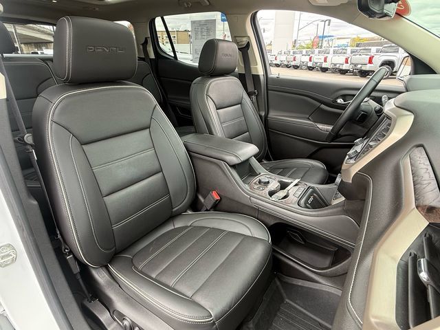 Used 2023 GMC Acadia Denali w/ Denali Ultimate Package AWD/4WD image 11