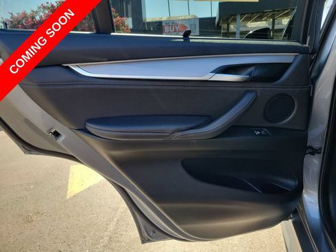 Used 2018 BMW X5 xDrive40e w/ M Sport Package AWD/4WD image 18