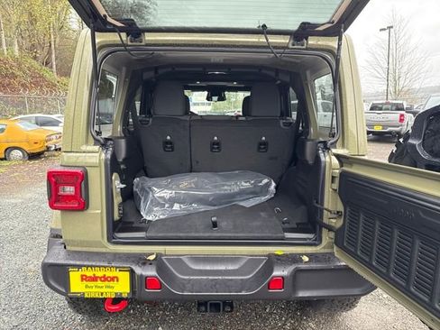 New 2026 Jeep Wrangler Unlimited Rubicon image 12