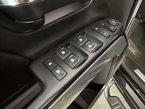 Used 2016 Chevrolet Silverado 2500 LT w/ Midnight Edition AWD/4WD image 12