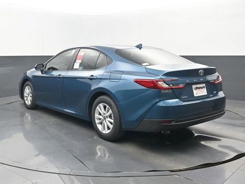 New 2026 Toyota Camry LE w/ Convenience Package image 3