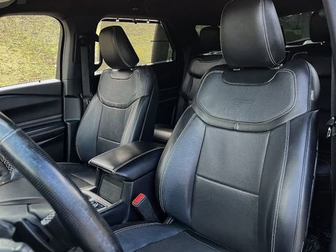 Used 2020 Ford Explorer ST w/ Premium Technology Package AWD/4WD image 8