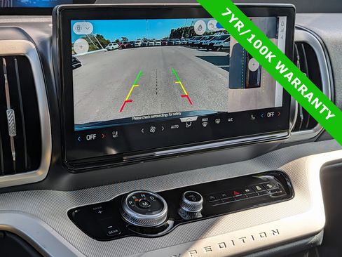 Certified 2025 Ford Expedition Active AWD/4WD image 34