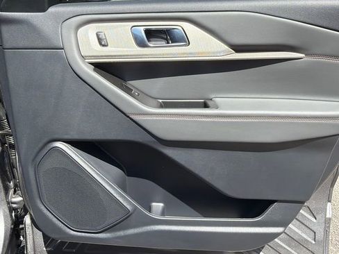 New 2026 Ford Explorer Active w/ Active Comfort Package image 14