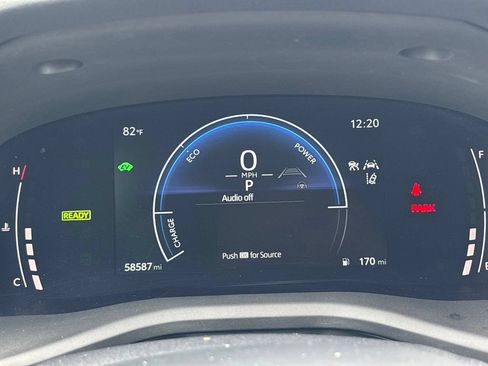 Used 2025 Toyota Camry LE FWD image 32