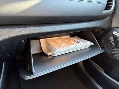 Used 2025 Kia Seltos SX image 30