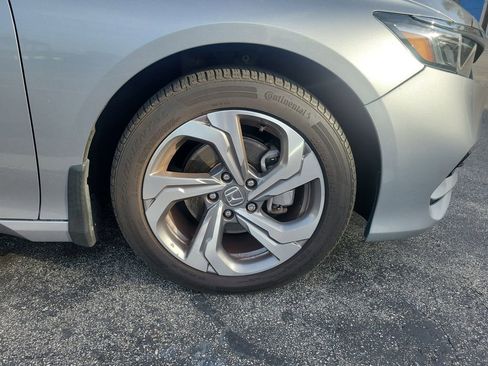 Used 2020 Honda Accord EX image 9