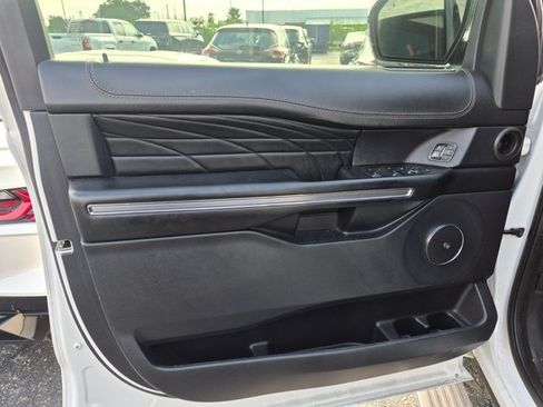 Used 2020 Ford Expedition Max Platinum AWD/4WD image 12