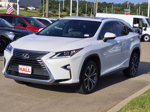 Used 2019 Lexus RX 350 FWD w/ Premium Package image 3