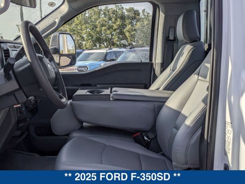 New 2025 Ford F350 XL w/ XL Chrome Package image 18