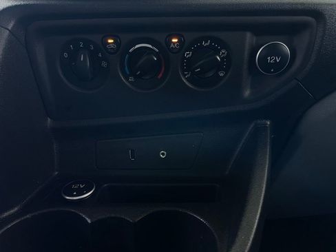Used 2016 Ford Transit 150 Base image 27