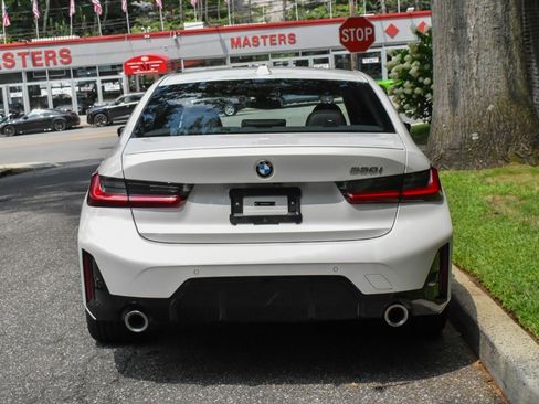 Used 2026 BMW 330i Sedan RWD image 6