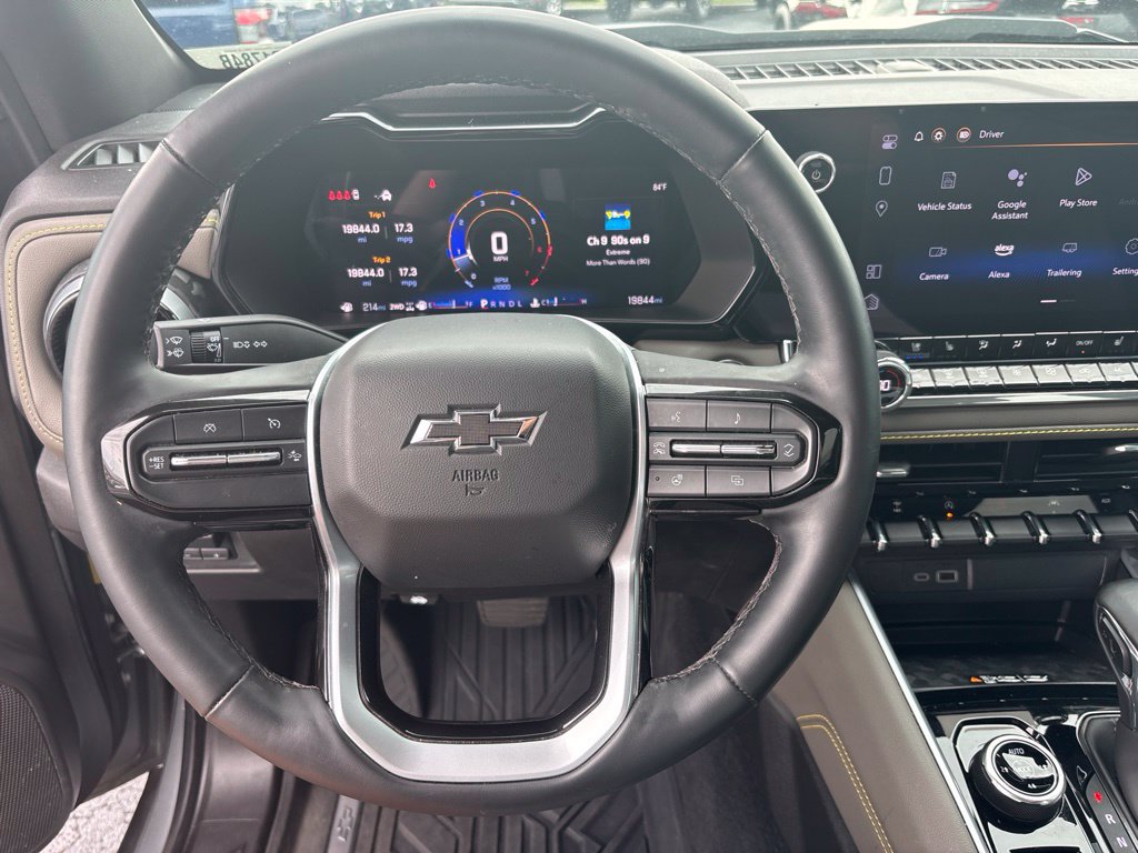 Used 2025 Chevrolet Colorado ZR2 AWD/4WD image 14