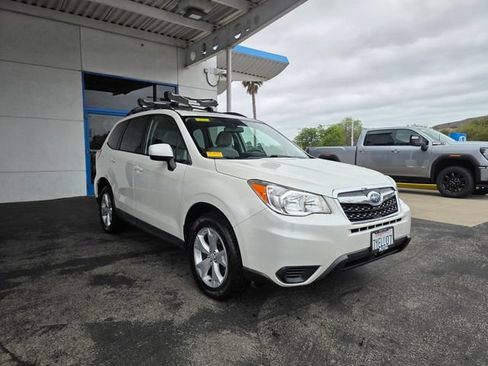 Used 2016 Subaru Forester 2.5i Premium w/ All-Weather Package AWD/4WD image 3