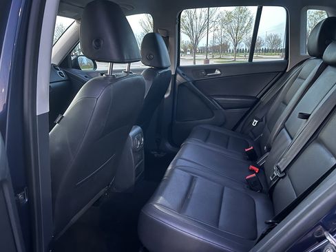 Used 2016 Volkswagen Tiguan S image 14