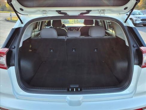 Used 2019 Kia Niro LX image 25