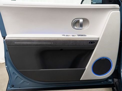 Used 2024 Hyundai Ioniq 5 Limited image 23