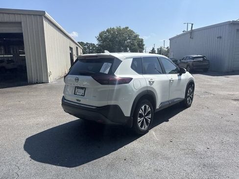 Used 2023 Nissan Rogue SV FWD image 5