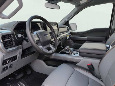 New 2025 Ford F150 Lariat w/ Equipment Group 502A High image 7