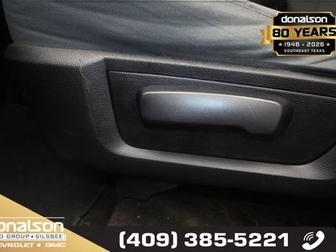 Used 2017 RAM 2500 Tradesman w/ Chrome Appearance Group AWD/4WD image 9