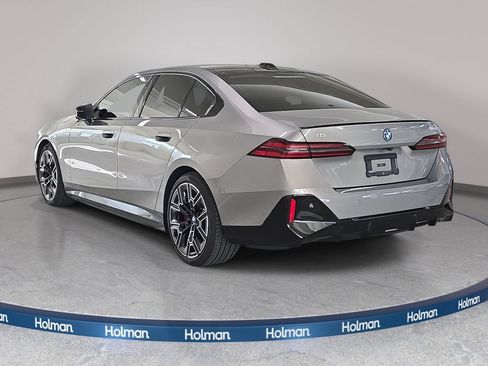Used 2024 BMW i5 M60 w/ Premium Package AWD/4WD image 9