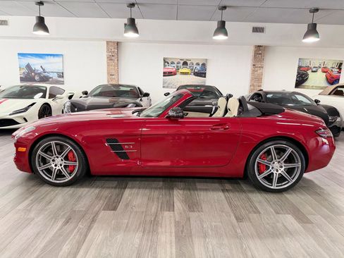 Used 2012 Mercedes-Benz SLS AMG Roadster image 23