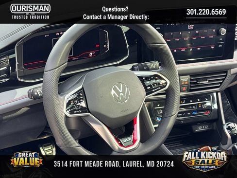 Used 2025 Volkswagen Jetta GLI Autobahn FWD image 9