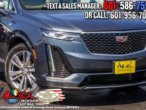 Used 2020 Cadillac XT6 Premium Luxury FWD image 2