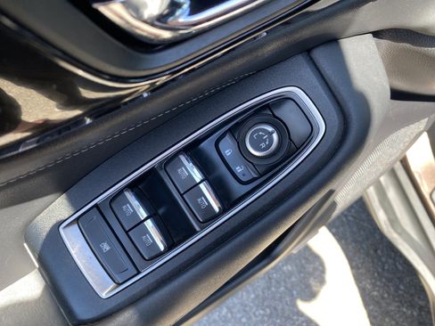 Used 2020 Subaru Outback Limited AWD/4WD image 18