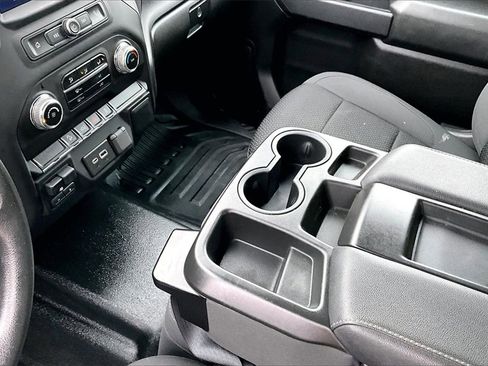 Used 2022 GMC Sierra 2500 Pro w/ Convenience Package image 15