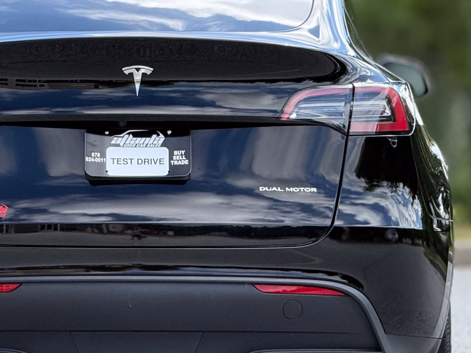 Used 2023 Tesla Model Y Long Range AWD/4WD image 17