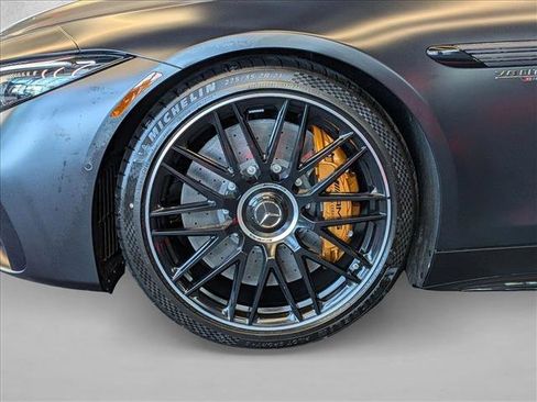 New 2026 Mercedes-Benz SL 63 AMG S e Performance 4MATIC image 4