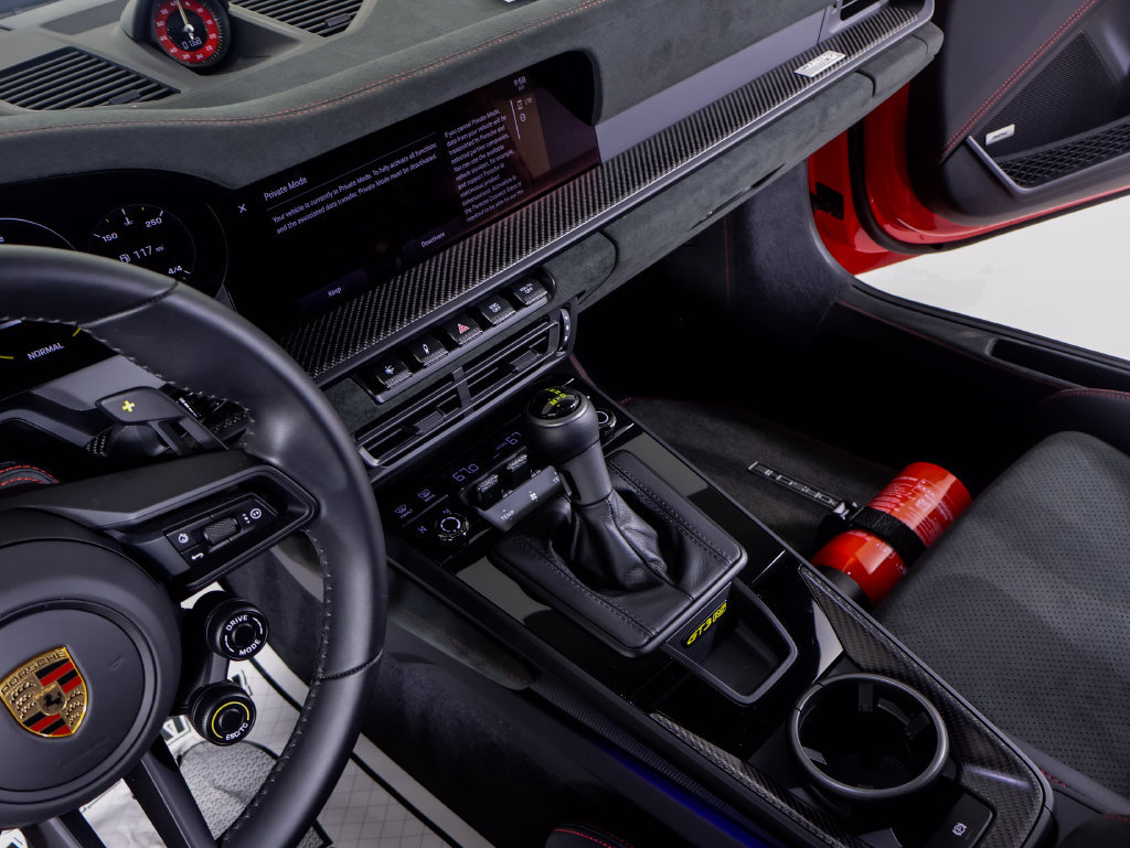 Certified 2025 Porsche 911 GT3 RS RWD image 19