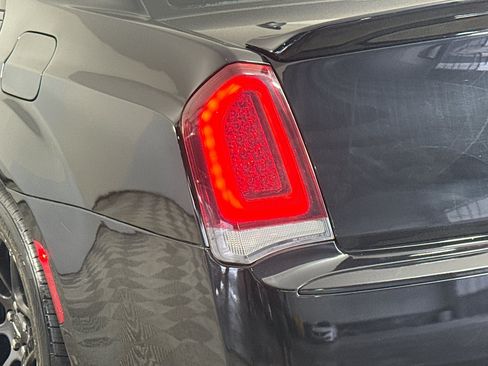 Used 2019 Chrysler 300 S RWD image 36