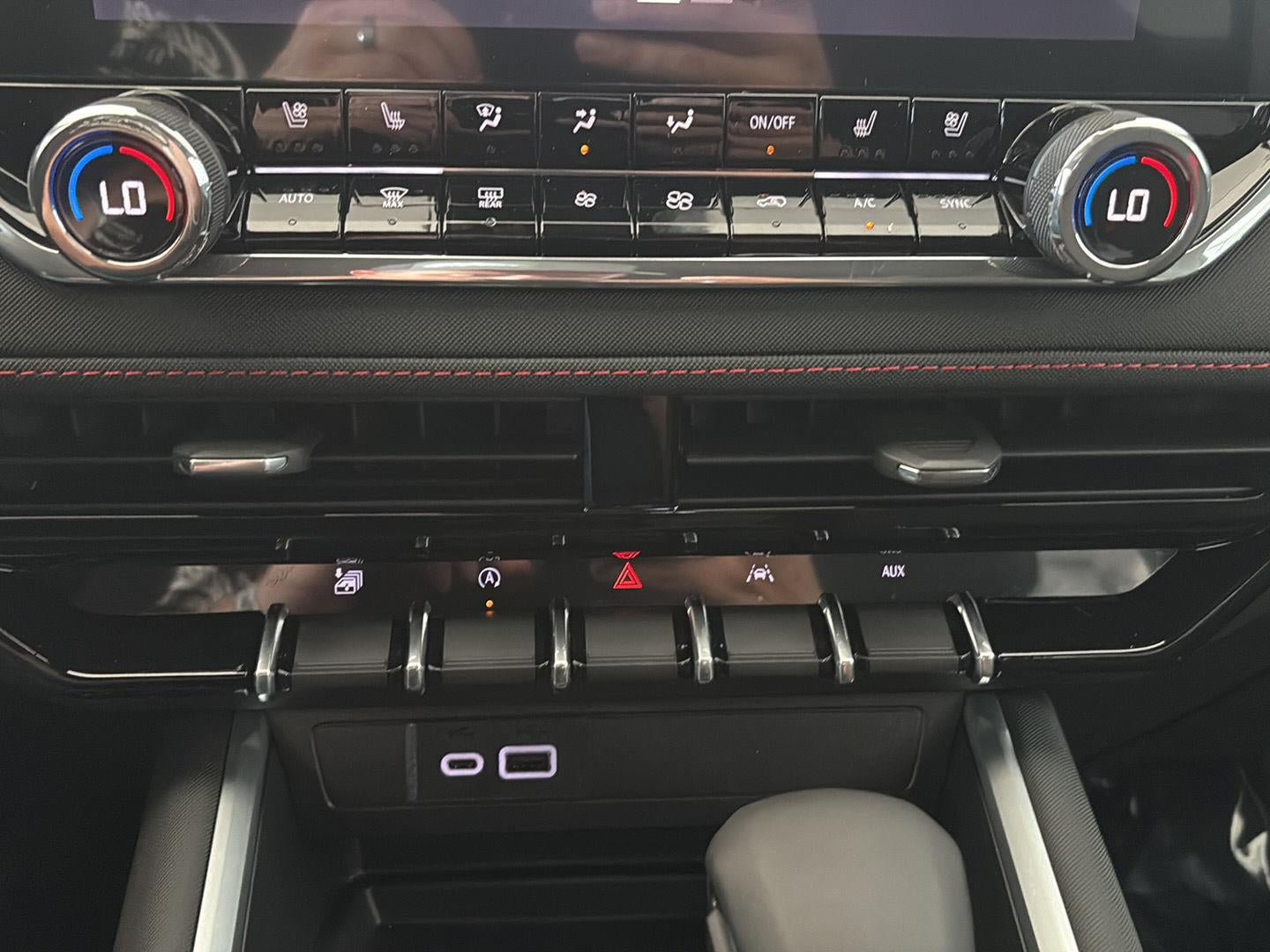 New 2026 Chevrolet Colorado Z71 w/ Technology Package AWD/4WD image 19