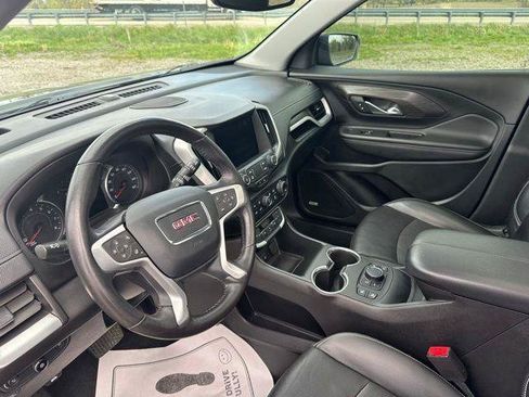 Used 2022 GMC Terrain SLT w/ GMC Pro Grade Package AWD/4WD image 25