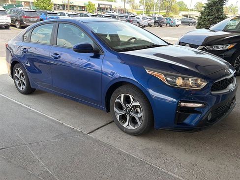 Certified 2021 Kia Forte LXS FWD image 1