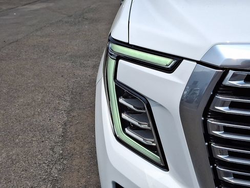 New 2026 GMC Yukon Denali AWD/4WD image 6